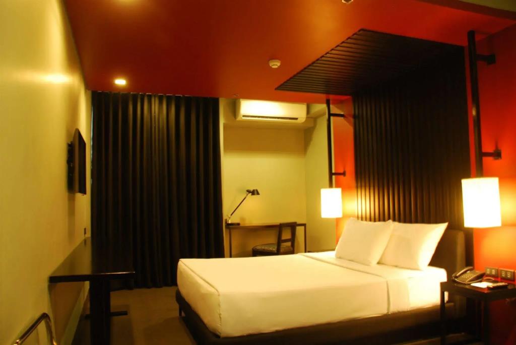 Amelie Hotel Manila 3*