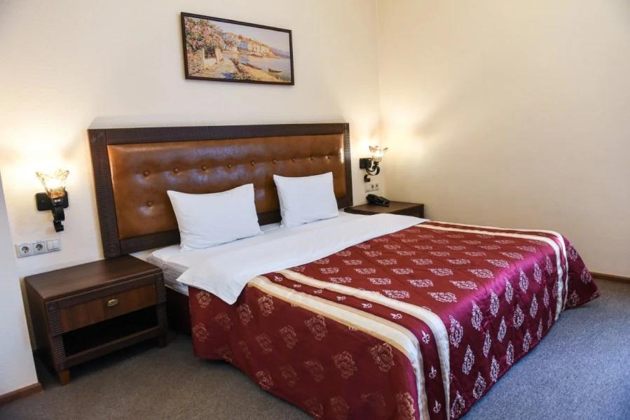 Hotel Don Kikhot 3*