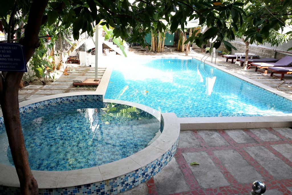 Nohana Hotel 3*