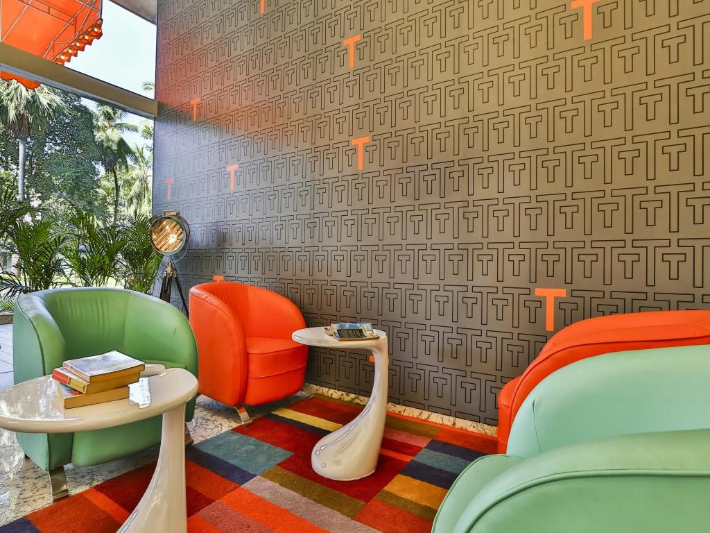 T24 Residency Mumbai International Airport Hotel 4*