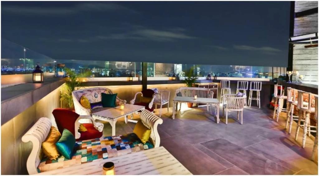 T24 Residency Mumbai International Airport Hotel 4*