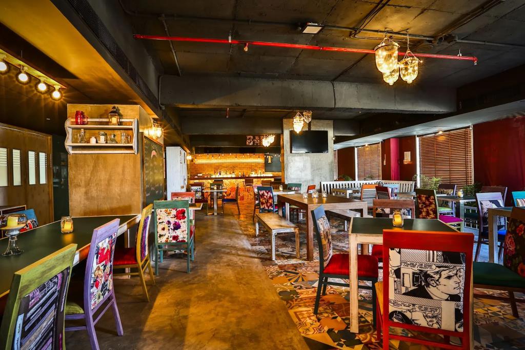 T24 Residency Mumbai International Airport Hotel 4*