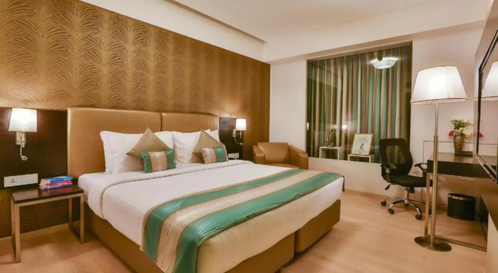 T24 Residency Mumbai International Airport Hotel 4*