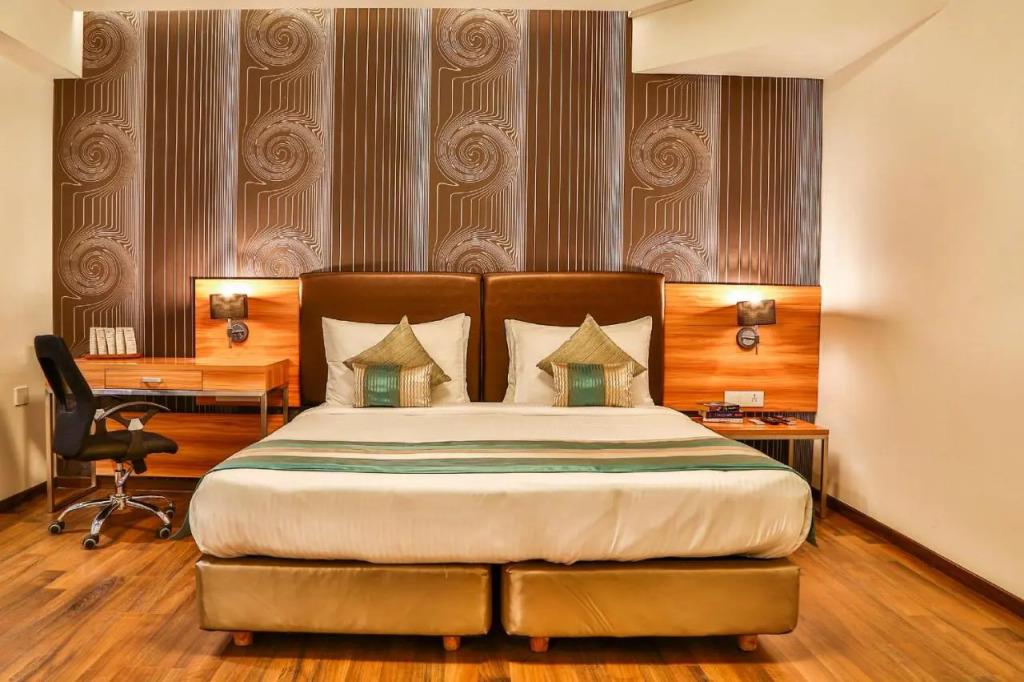 T24 Residency Mumbai International Airport Hotel 4*