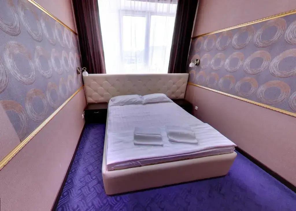 Imperia Hotel 0*