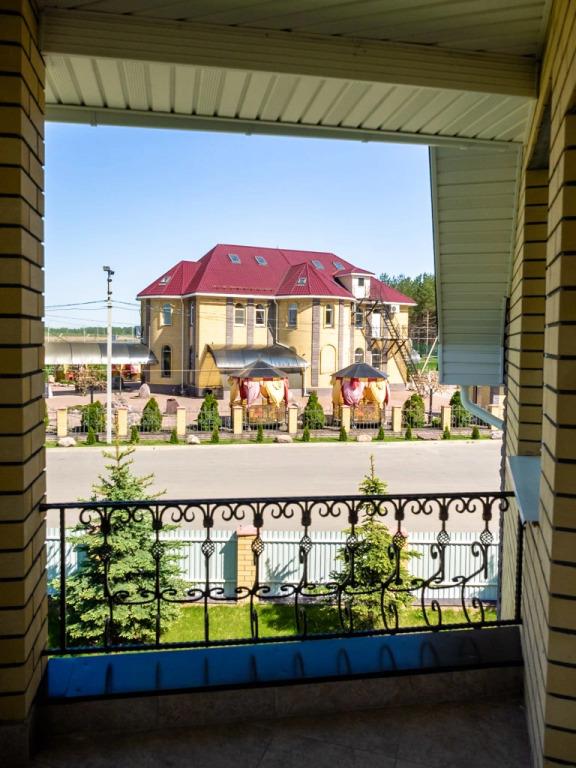 Rioni Hotel 3*