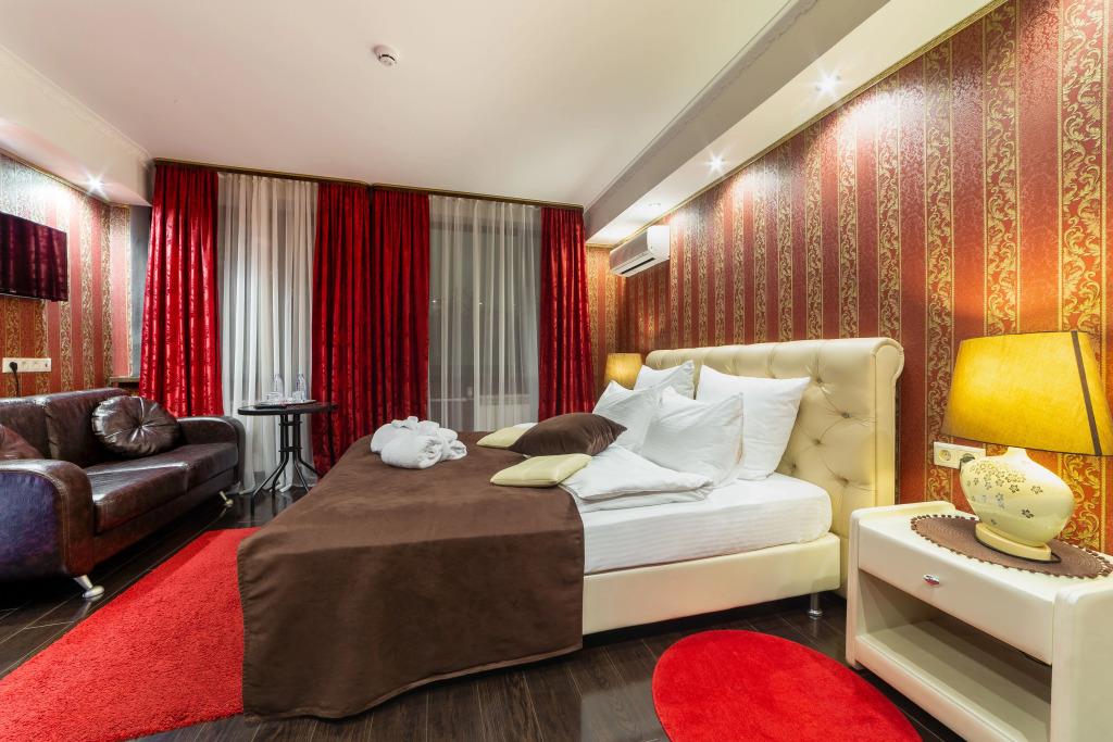 Bomond Hotel on Leninsky prospect 3*