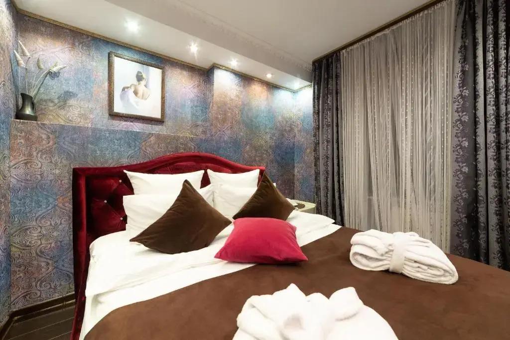 Bomond Hotel on Leninsky prospect 3*