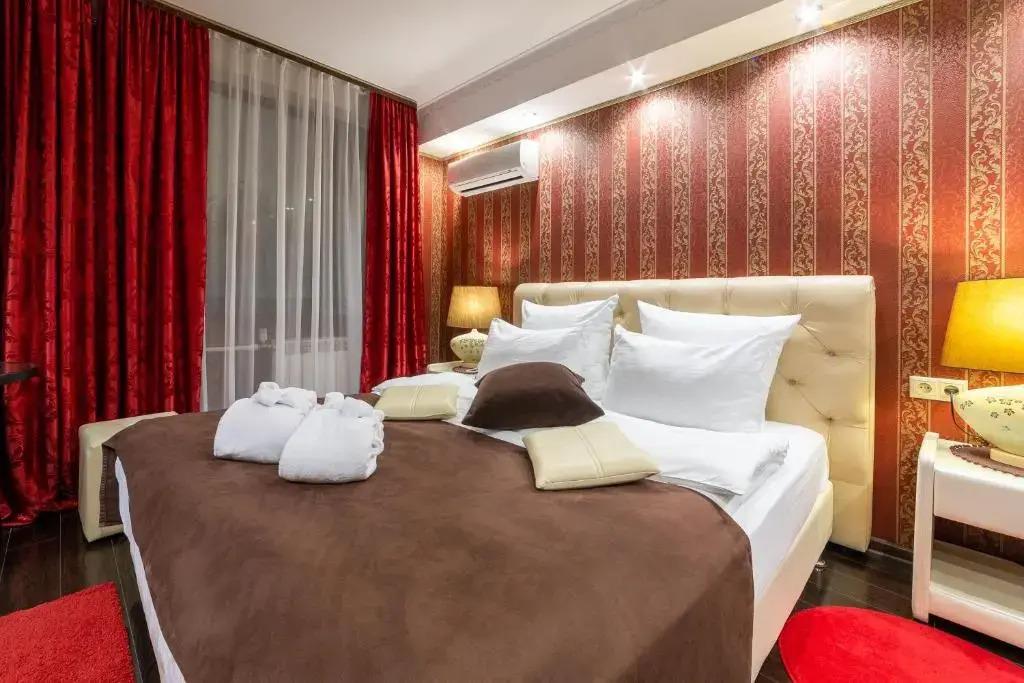 Bomond Hotel on Leninsky prospect 3*