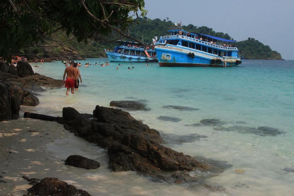 Macura Resort 3*