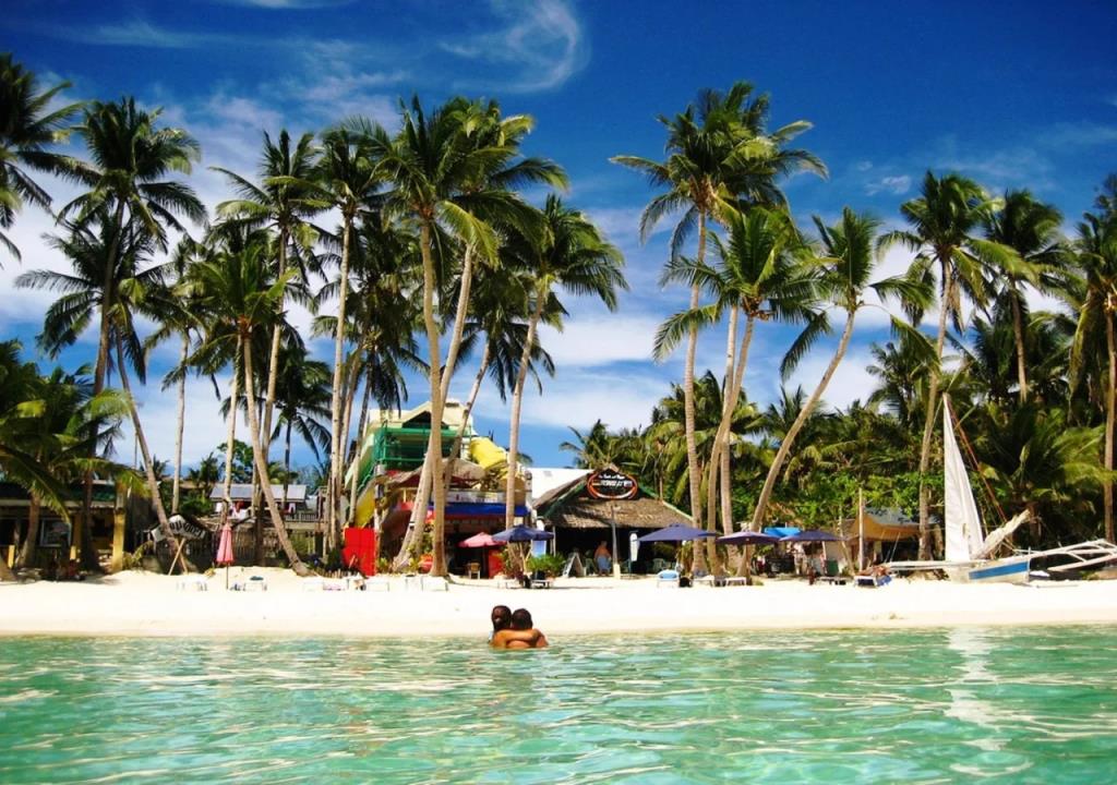 Aquarius Terraces Boutique Resort 2*