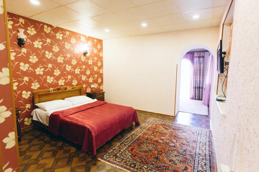 Avagyns Hotel and restaurant 3*
