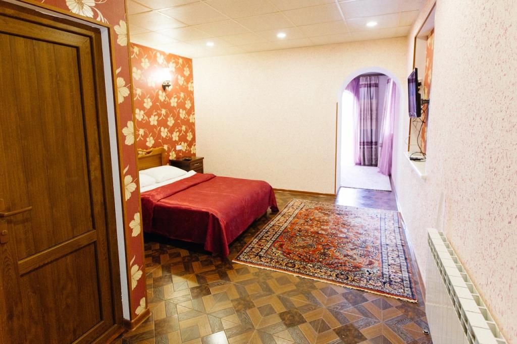 Avagyns Hotel and restaurant 3*