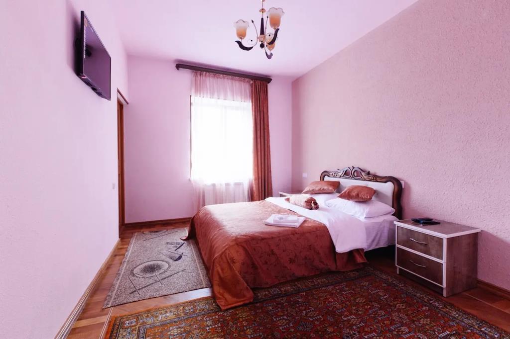 Avagyns Hotel and restaurant 3*