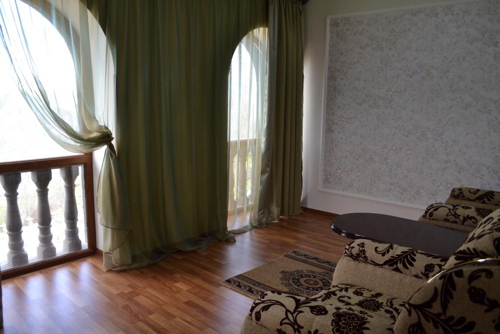 Avagyns Hotel and restaurant 3*