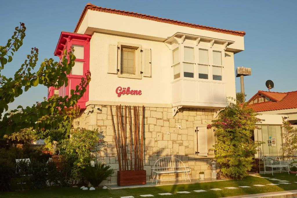 Gobene Alacati 0*