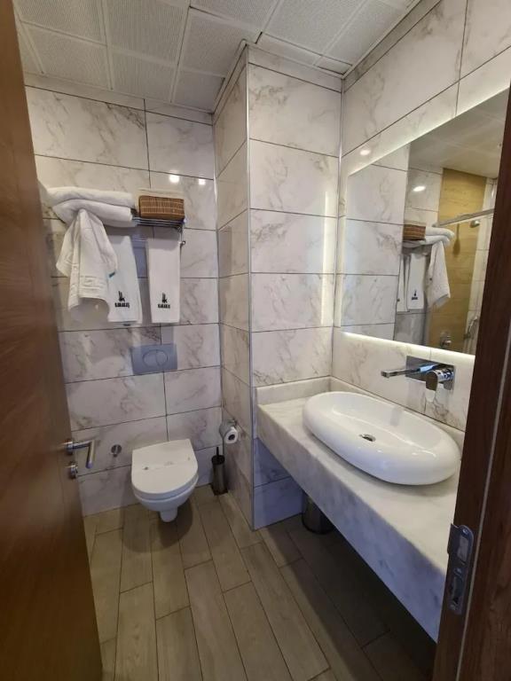 Karakas Hotel 0*