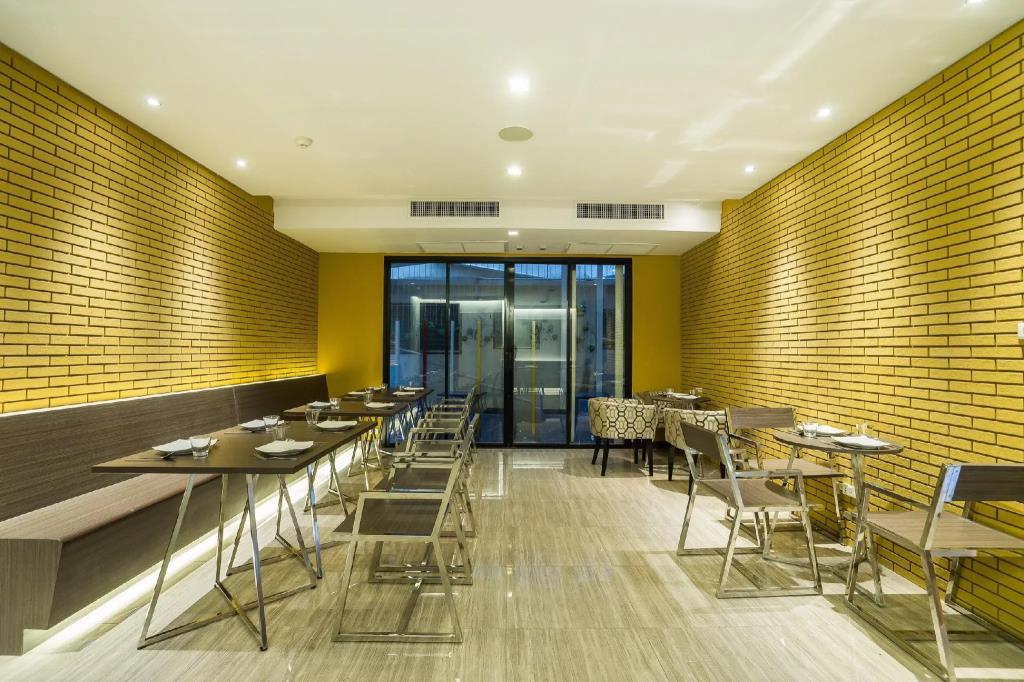 Aim House Bangkok Hotel 3*