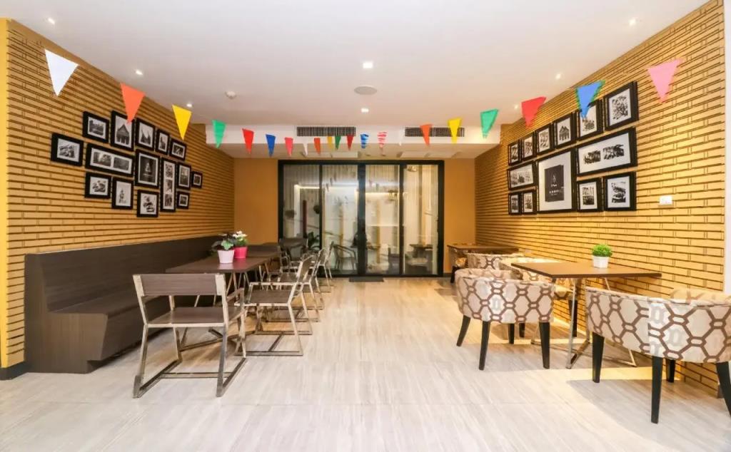 Aim House Bangkok Hotel 3*