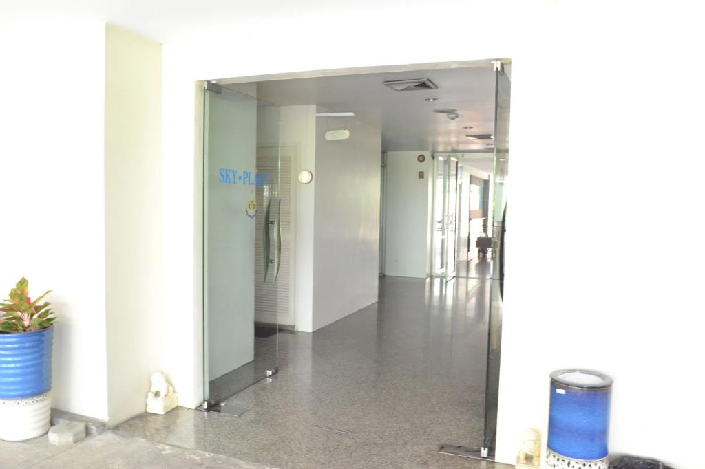 Sky Place Serviced Apartment 0*