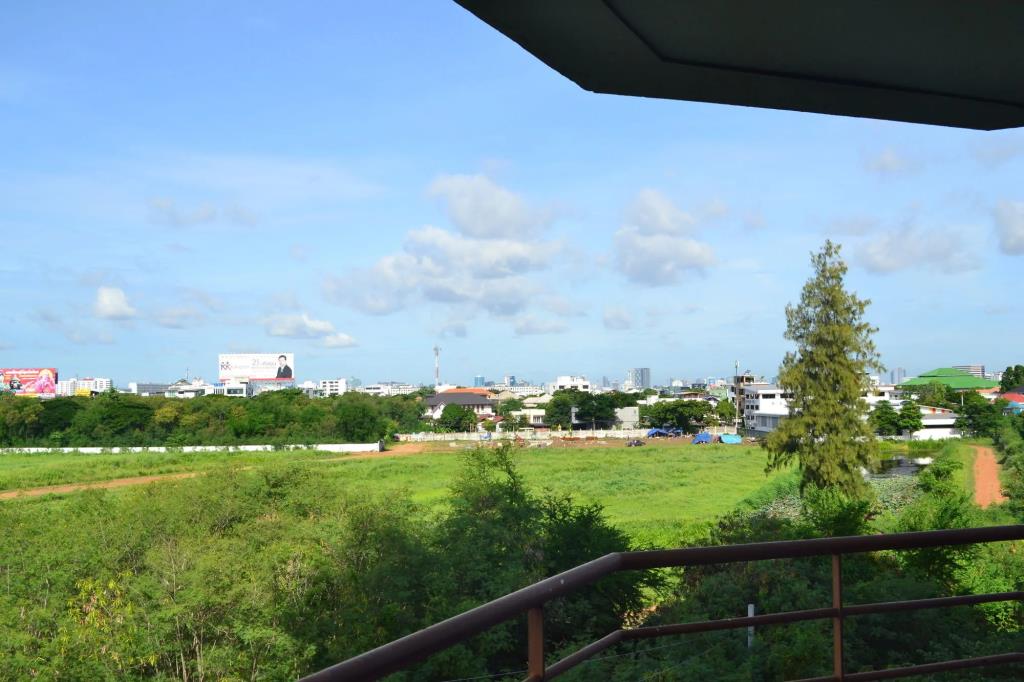Sky Place Serviced Apartment 0*