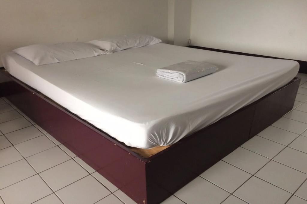 NR Guesthouse 2*
