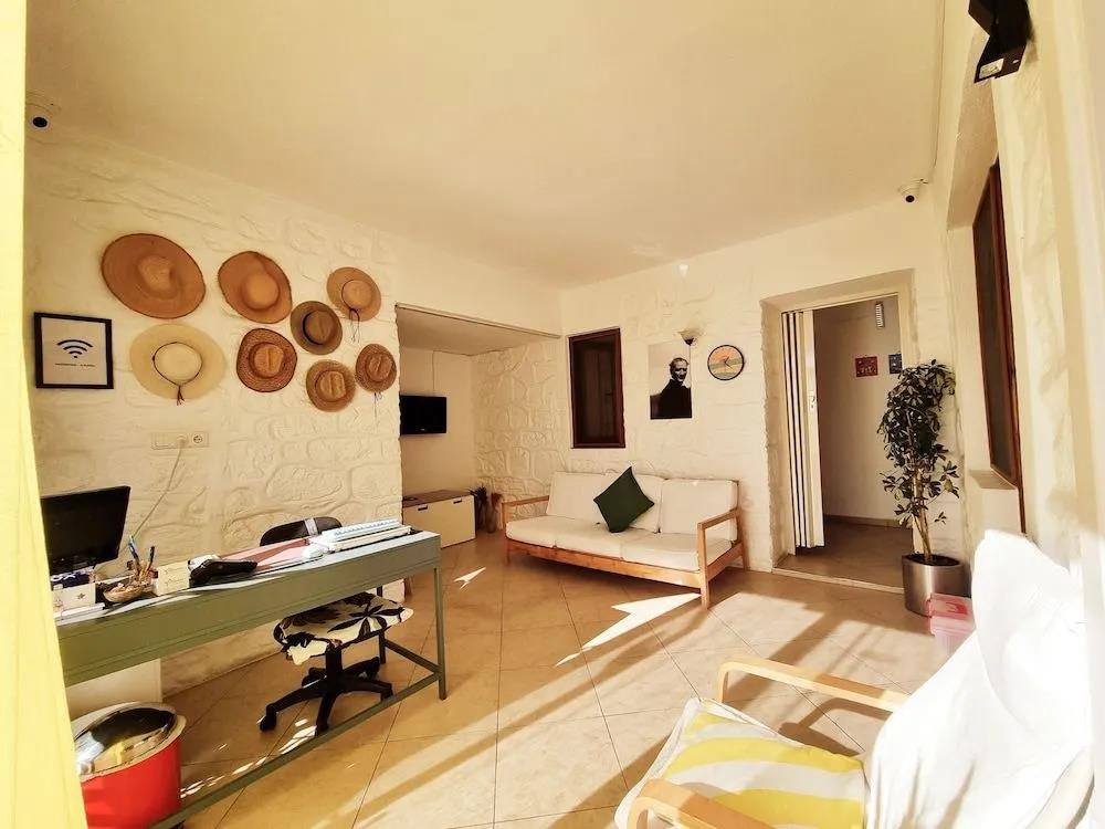 Bodrum Motel 0*