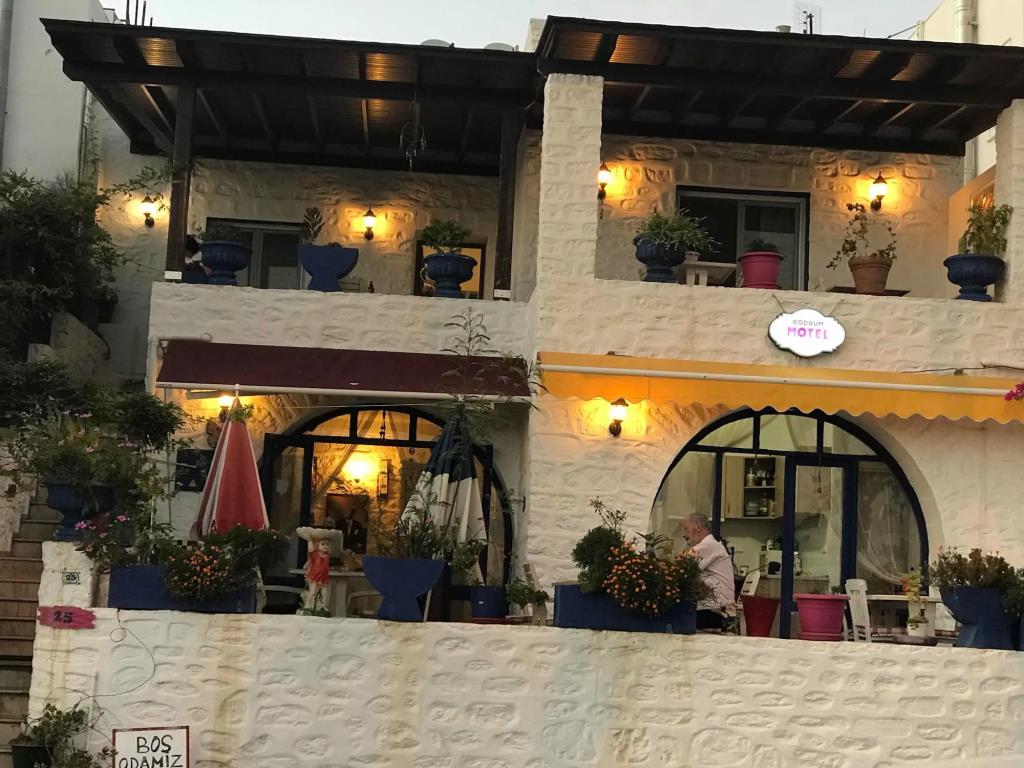 Bodrum Motel 0*