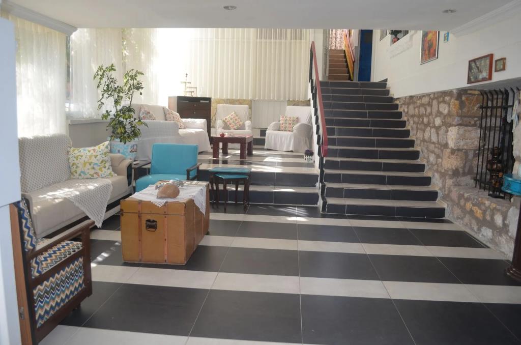 Tunc Otel 0*