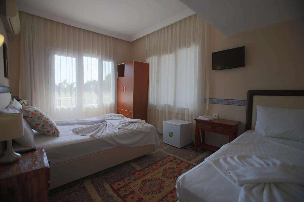 Tunc Otel 0*