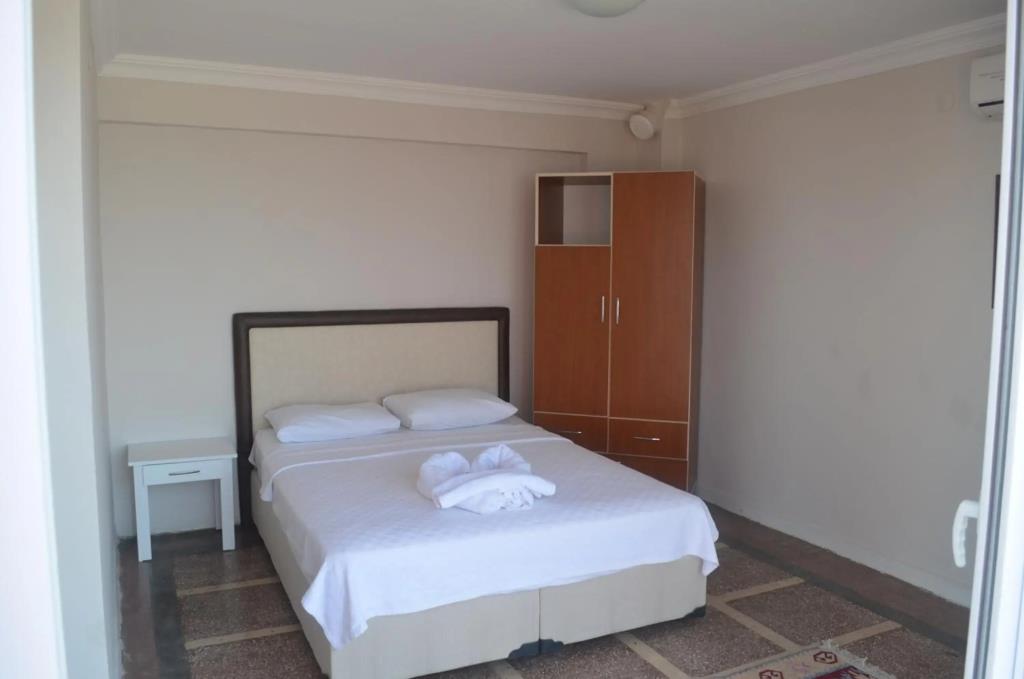 Tunc Otel 0*
