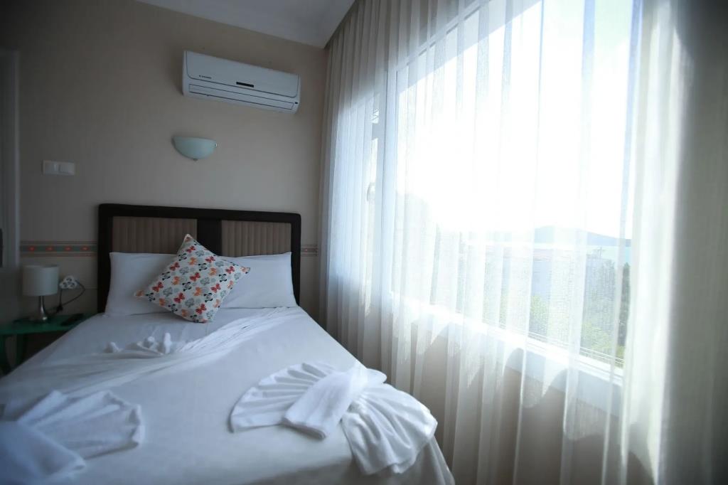 Tunc Otel 0*