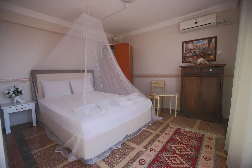 Tunc Otel 0*
