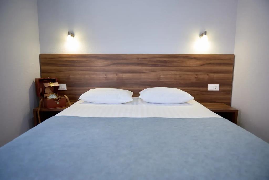 Brig Hotel 0*