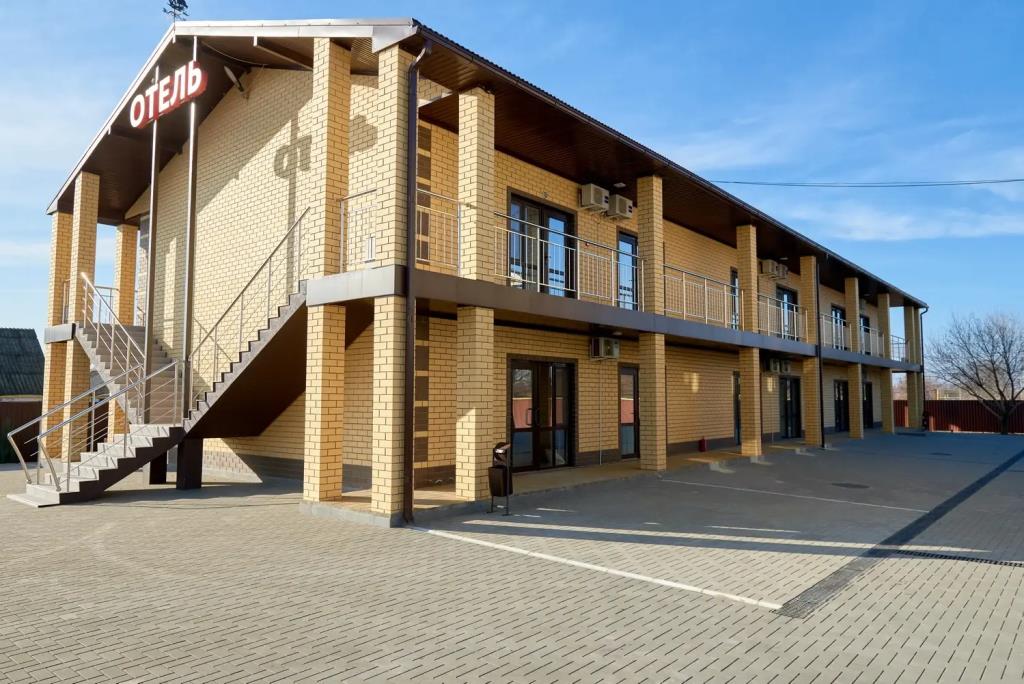 Brig Hotel 0*