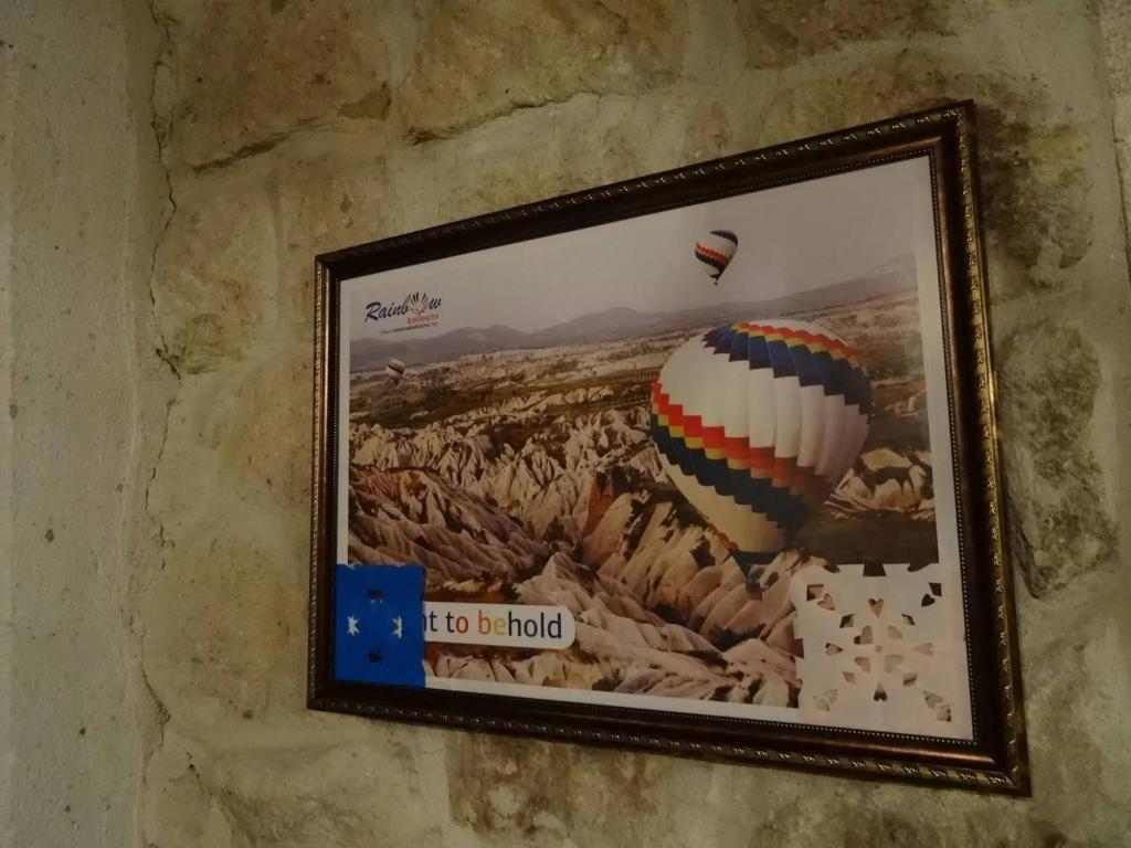 Emit Cave Hotel 0*