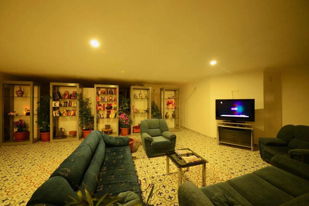 Neruda Hotel 0*