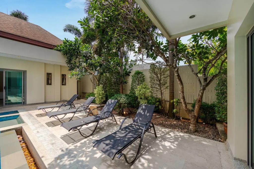Nai Harn Pool Villa Bond, Villa 0*