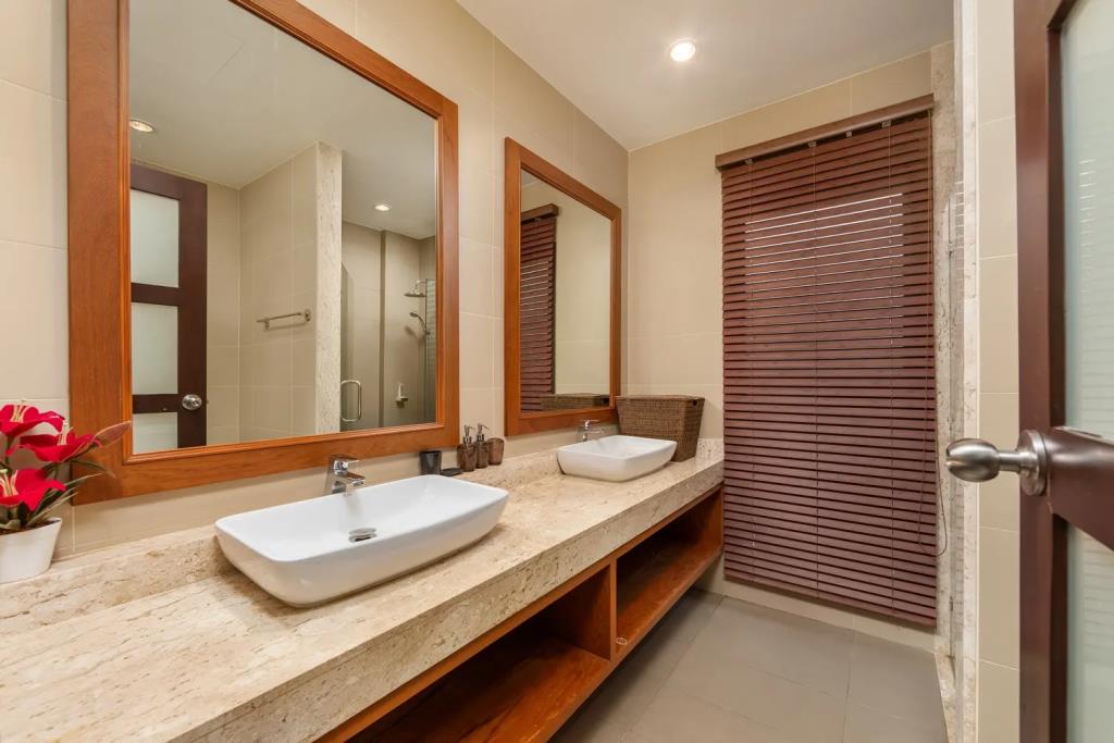 Nai Harn Pool Villa Bond, Villa 0*