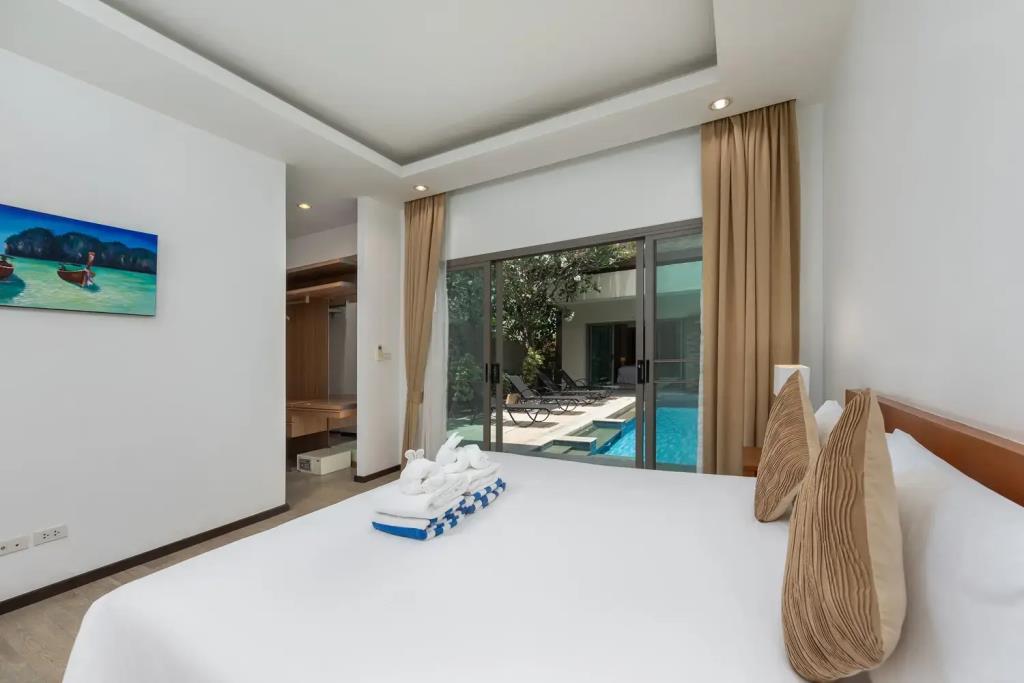 Nai Harn Pool Villa Bond, Villa 0*