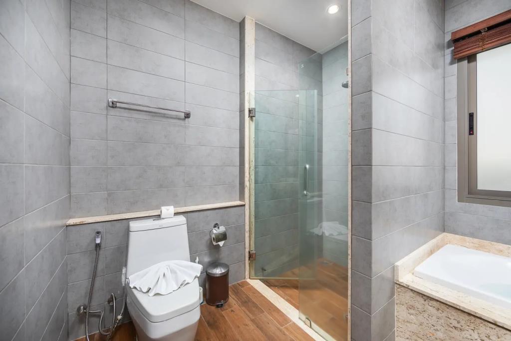 Nai Harn Pool Villa Bond, Villa 0*