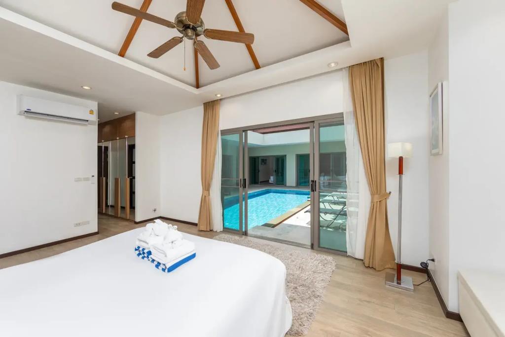 Nai Harn Pool Villa Bond, Villa 0*