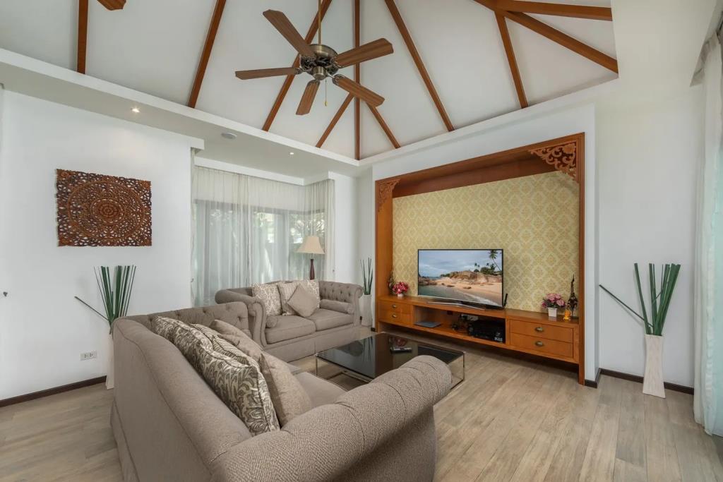 Nai Harn Pool Villa Bond, Villa 0*