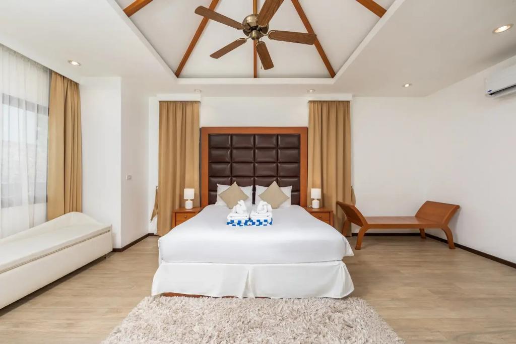 Nai Harn Pool Villa Bond, Villa 0*