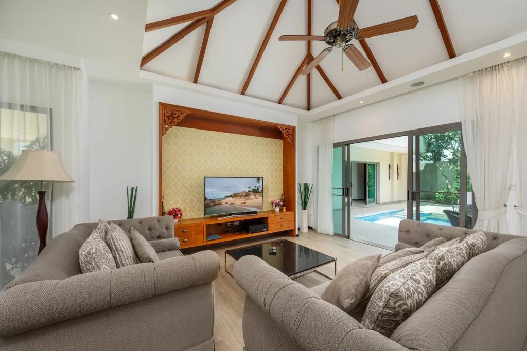 Nai Harn Pool Villa Bond, Villa 0*
