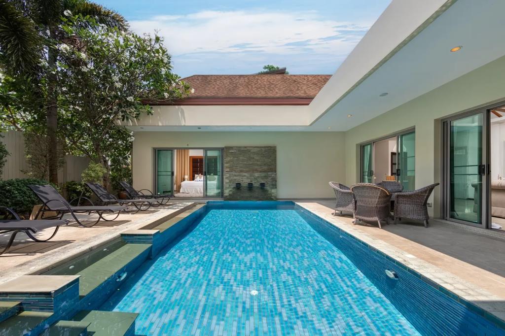 Nai Harn Pool Villa Bond, Villa 0*