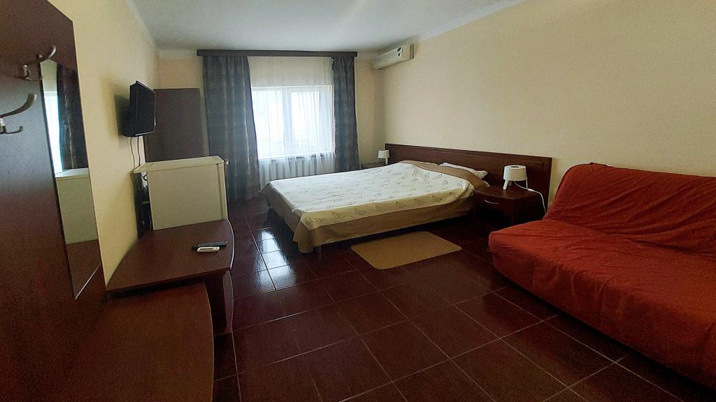 Briz Hotel 0*