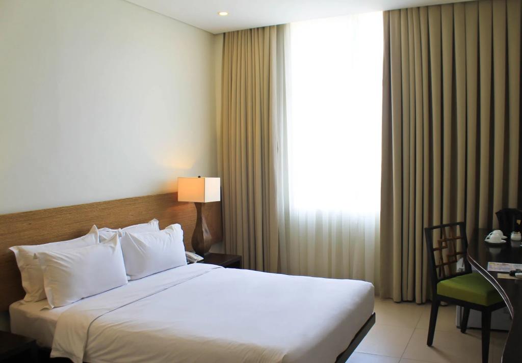 Azia Suites and Residences 3*