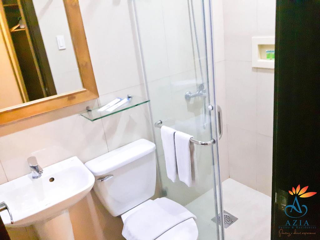 Azia Suites and Residences 3*