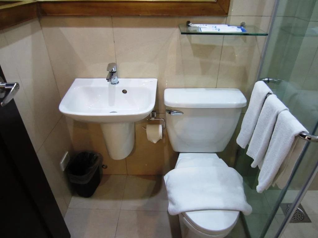 Azia Suites and Residences 3*